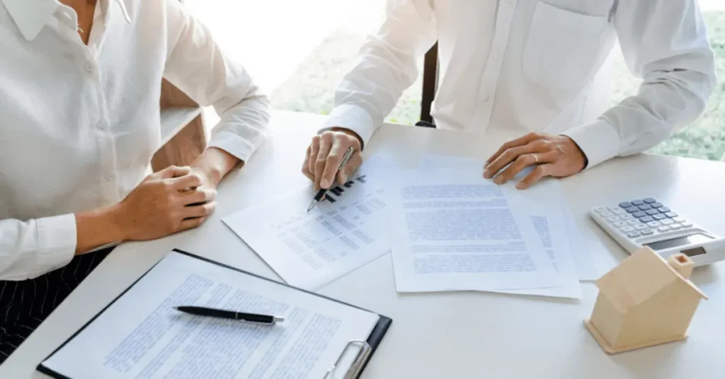 Real Estate Broker vs Agent Real Estate Broker vs Agent